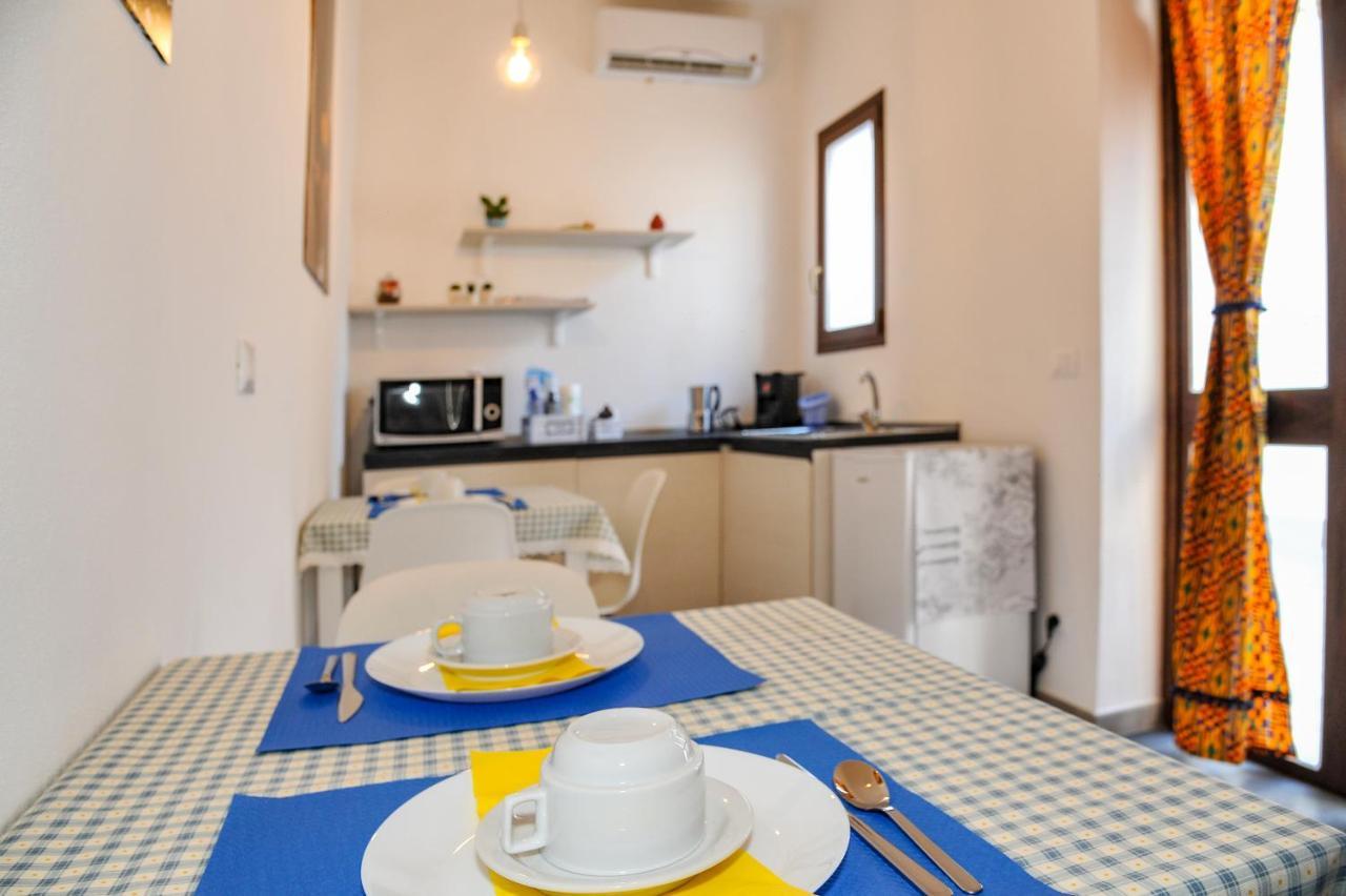 Casa Lele Bed & Breakfast โนโต ภายนอก รูปภาพ