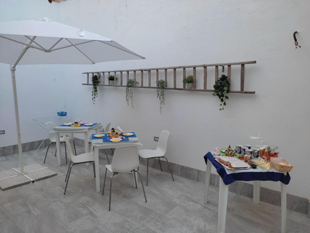 Casa Lele Bed & Breakfast โนโต ภายนอก รูปภาพ